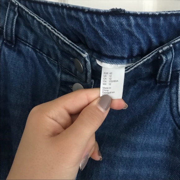 H&M denim skirt - Picture 2 of 4